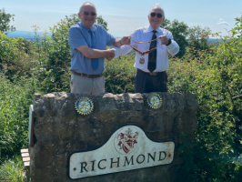 Outgoing President Jos Huddleston (left) and Incoming President David Stewart (right).
